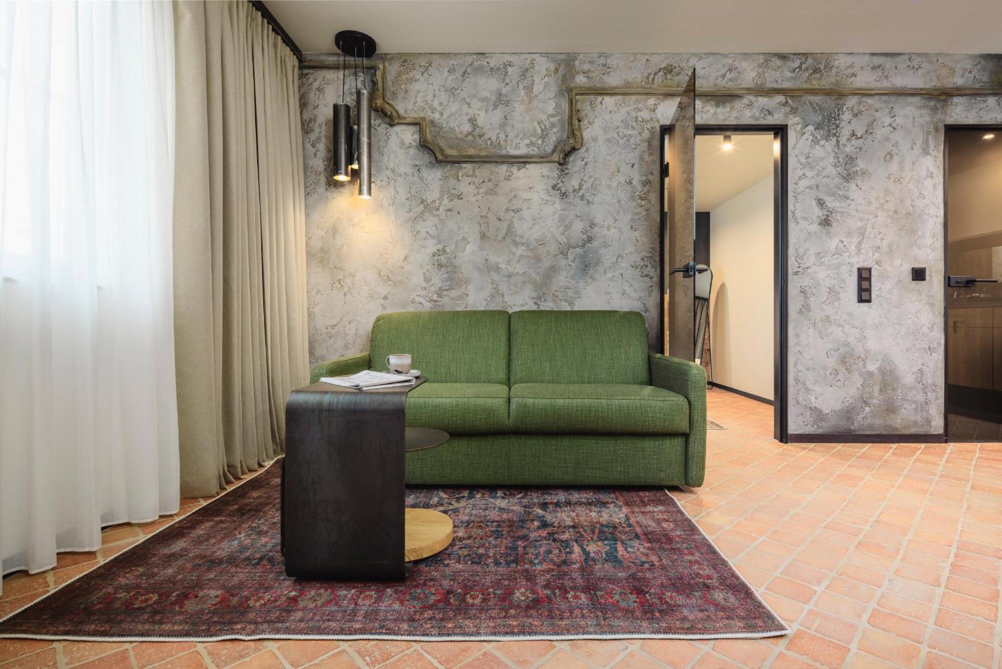 Nomadic Urban Premium Suites Краків Екстер'єр фото